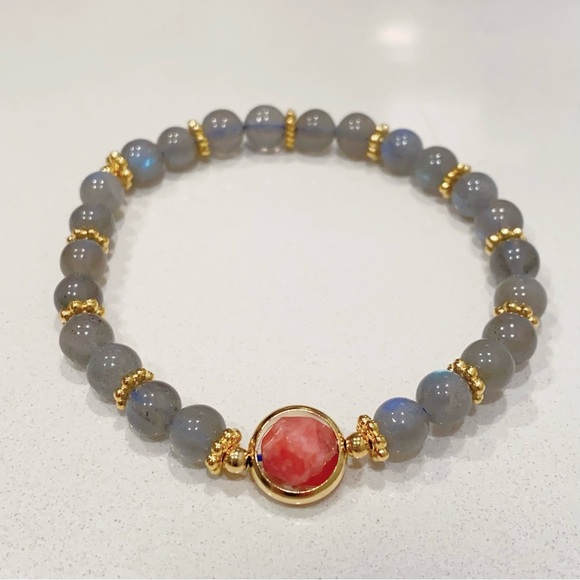 Natural Gray Moonstone With Red Crystal Stretch Bracelet - Picture 2 of 6